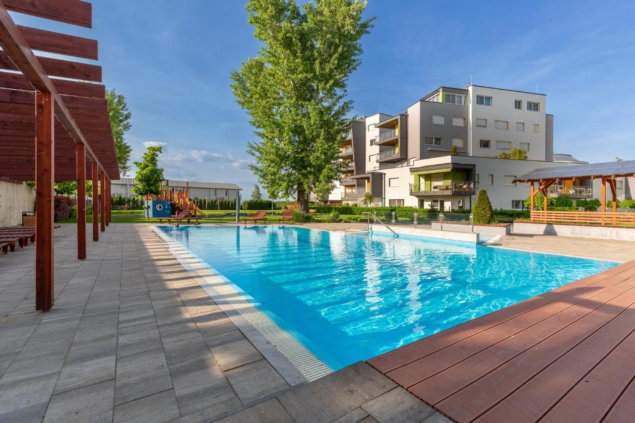 Апартаменти Admiral Luxury IV Apartman By Bltn Шіофок Екстер'єр фото