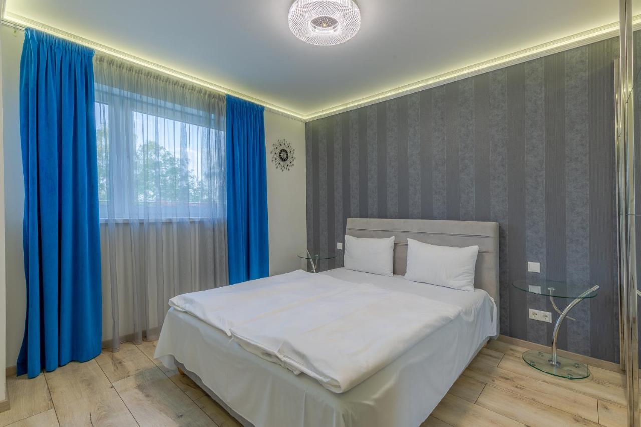 Апартаменти Admiral Luxury IV Apartman By Bltn Шіофок Екстер'єр фото